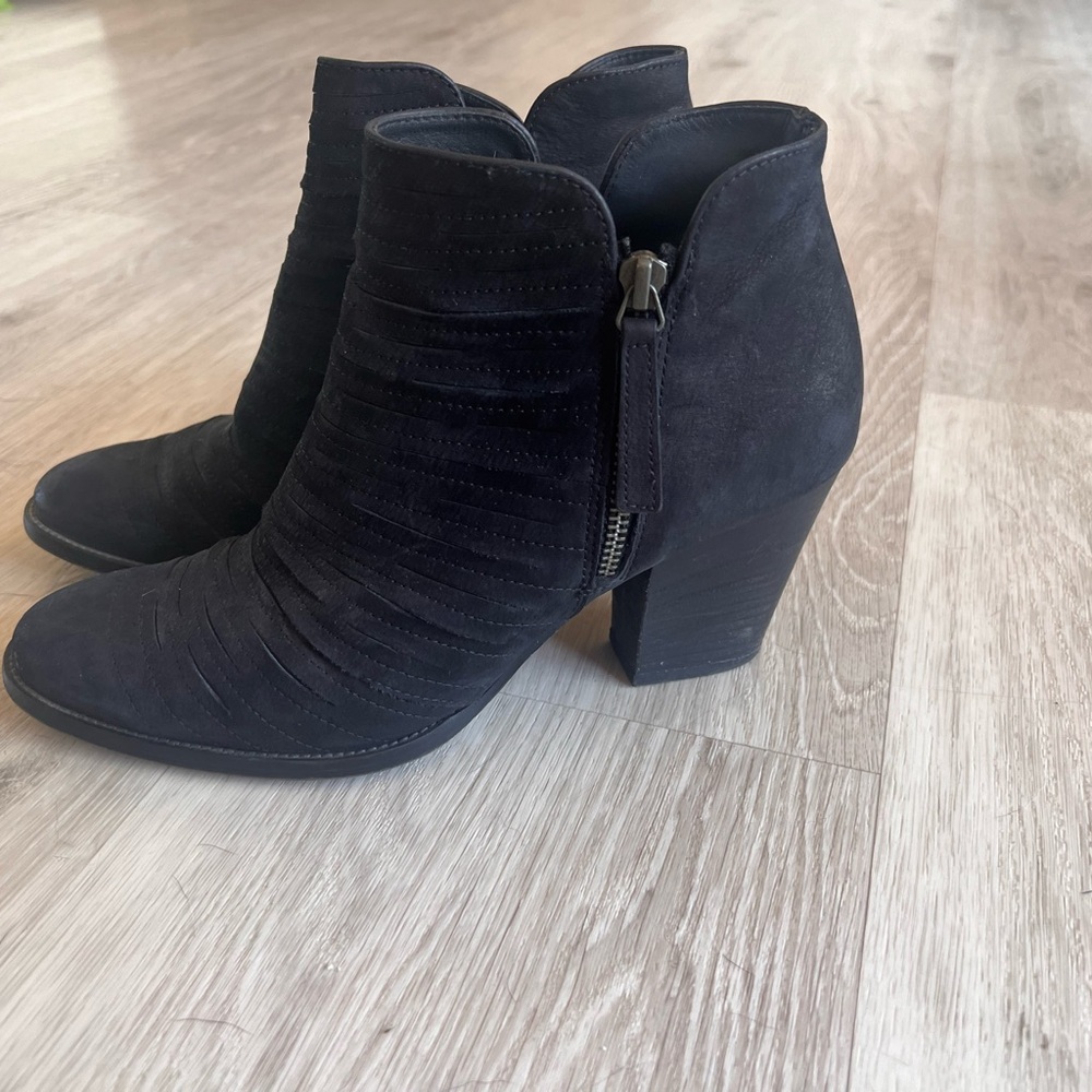 Paul Green Malibu Sliced Double Zip Ankle Boot / Black / SZ US 9